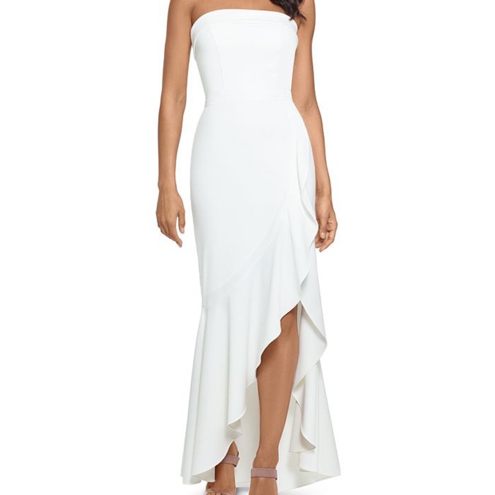 NWT XSCAPE White Maxi Gown. BEST OFFER!